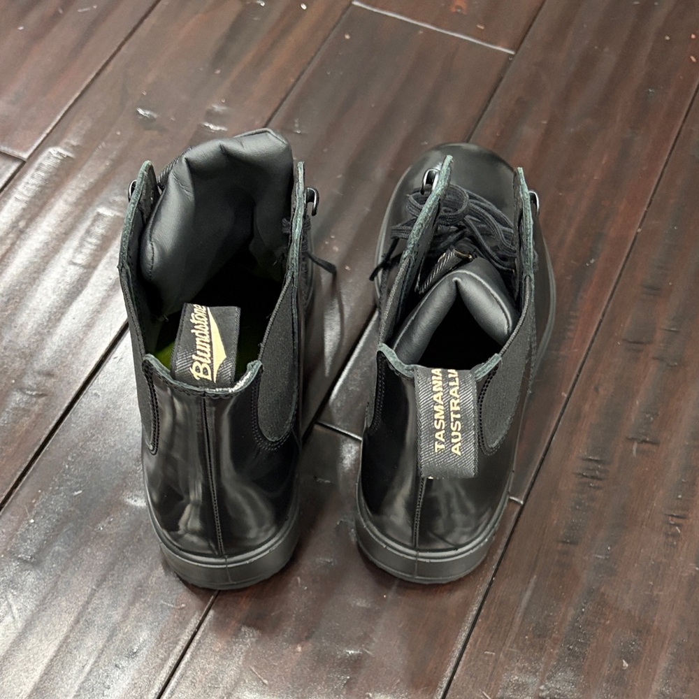 Blundstone Women's Glossy Black Boots - Picture 4 of 4